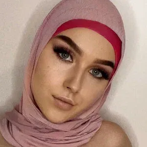 Fareeha Bakir Onlyfans Photo Gallery 