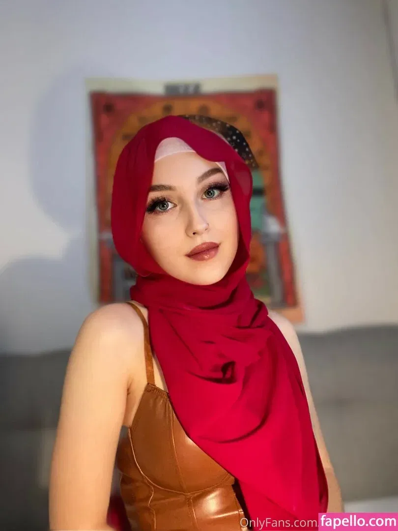 Fareeha Bakir Onlyfans Photo Gallery 