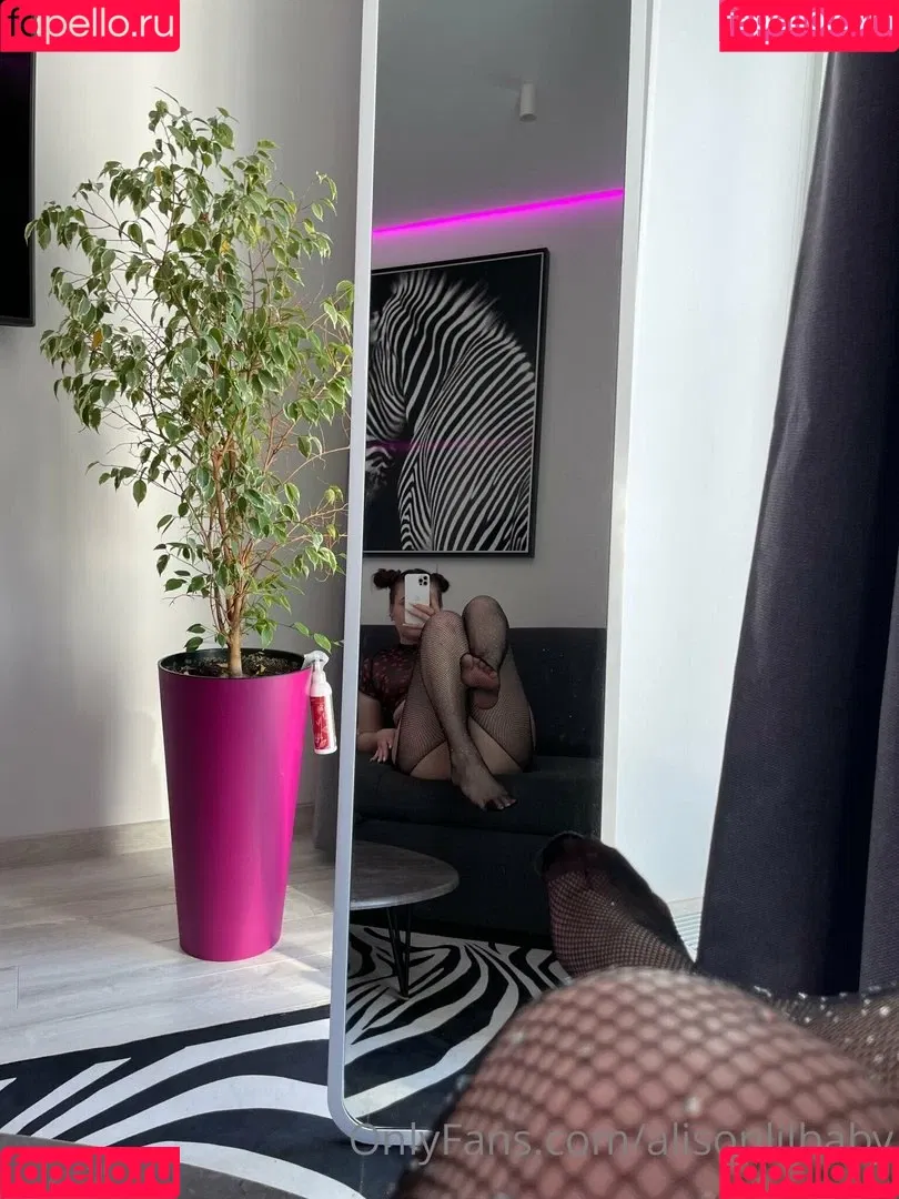 alisonlilbaby Onlyfans Photo Gallery 