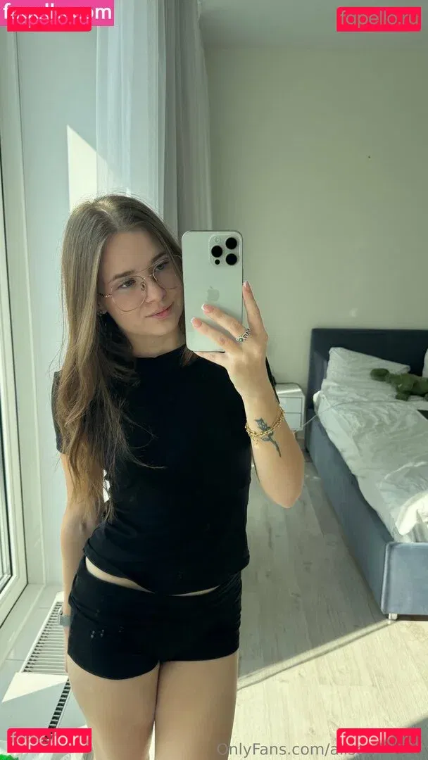 alisonlilbaby Onlyfans Photo Gallery 