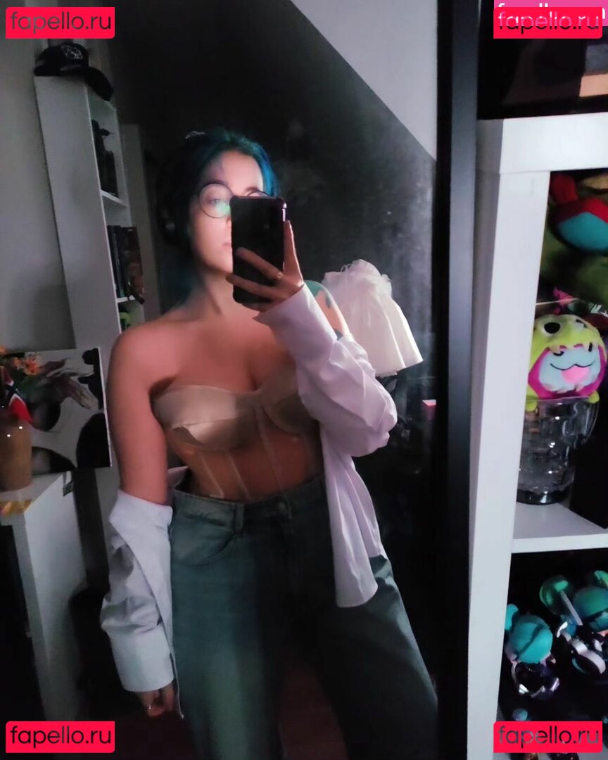 Wandakunpls Onlyfans Photo Gallery 