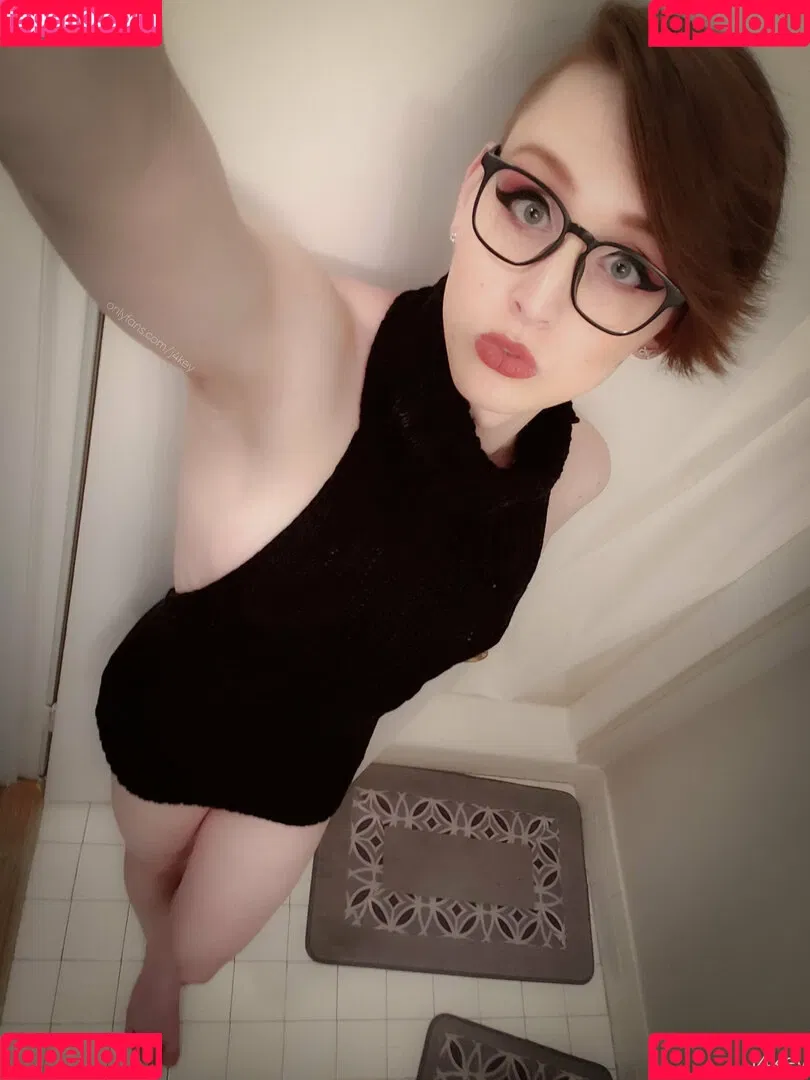 veroticajae Onlyfans Photo Gallery 