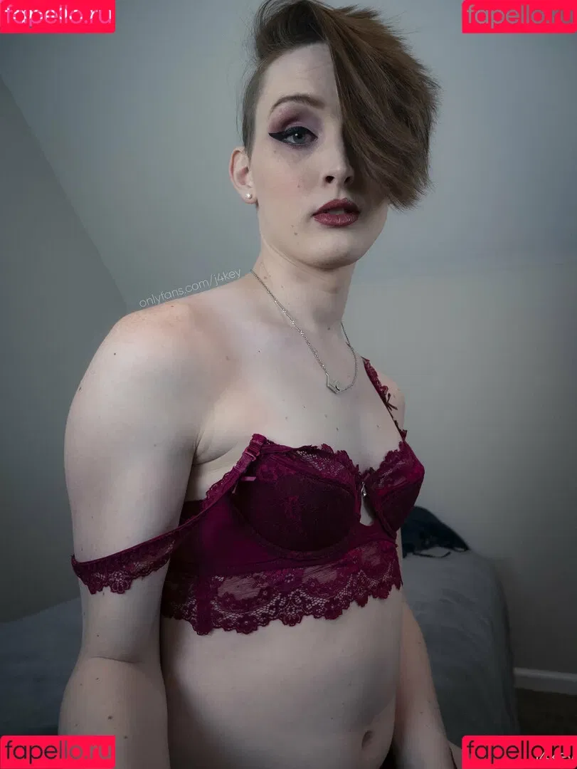veroticajae Onlyfans Photo Gallery 