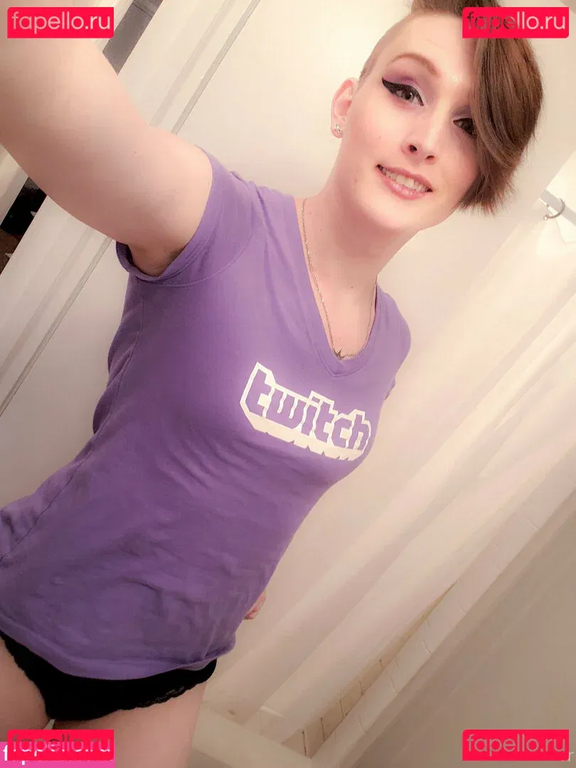 veroticajae Onlyfans Photo Gallery 