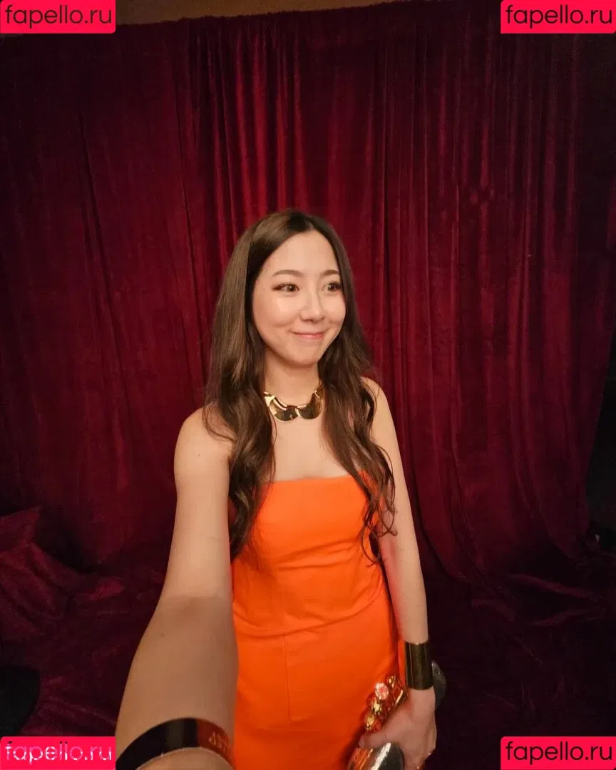 Fuslie Onlyfans Photo Gallery 