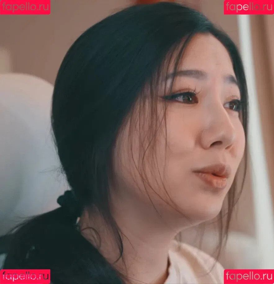 Fuslie Onlyfans Photo Gallery 