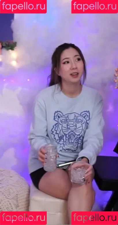 Fuslie Onlyfans Photo Gallery 