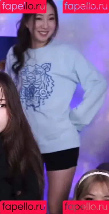Fuslie Onlyfans Photo Gallery 