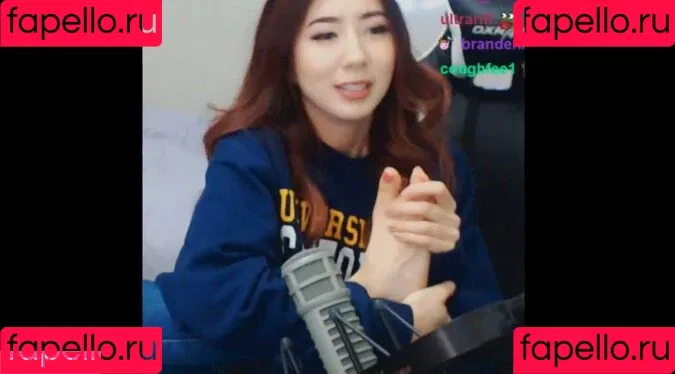 Fuslie Onlyfans Photo Gallery 