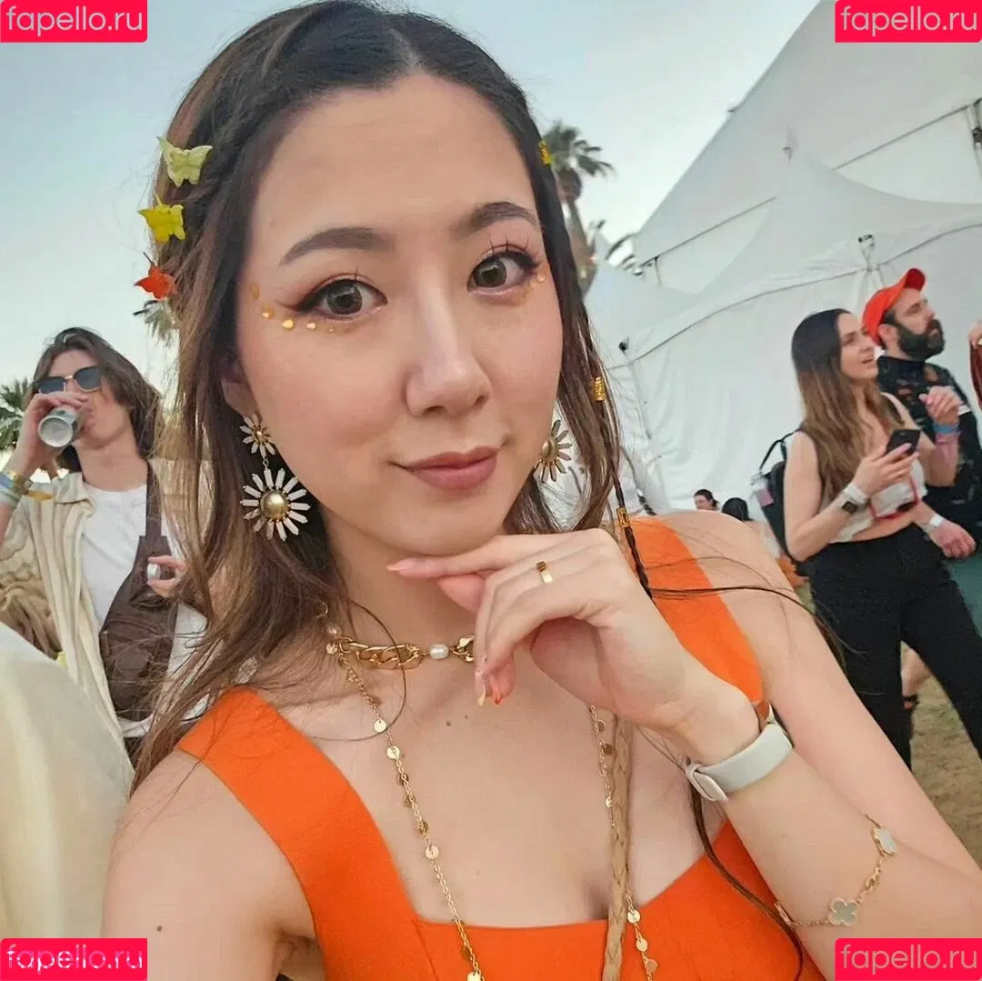 Fuslie Onlyfans Photo Gallery 