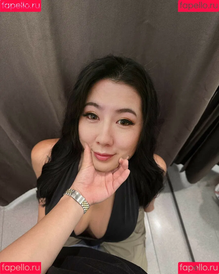 Fuslie Onlyfans Photo Gallery 