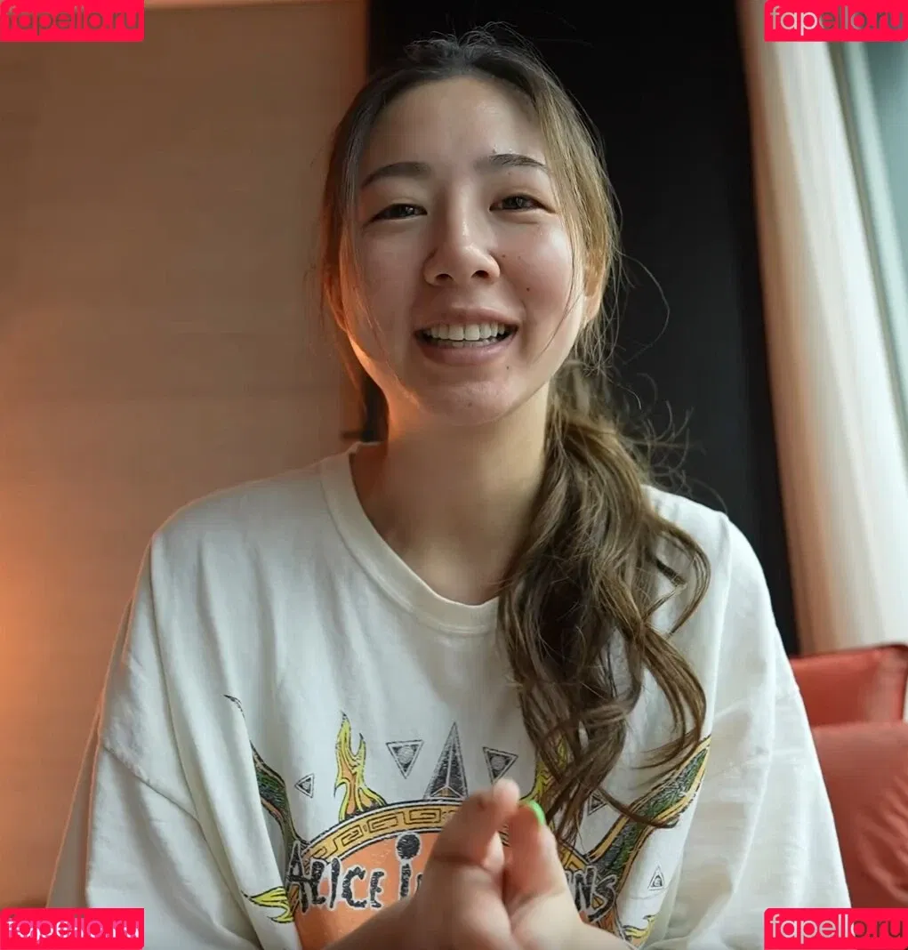 Fuslie Onlyfans Photo Gallery 