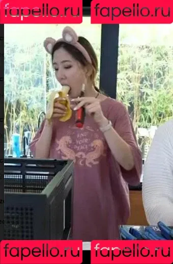 Fuslie Onlyfans Photo Gallery 