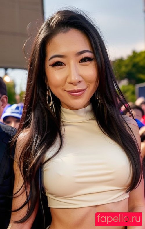 Fuslie Onlyfans Photo Gallery 