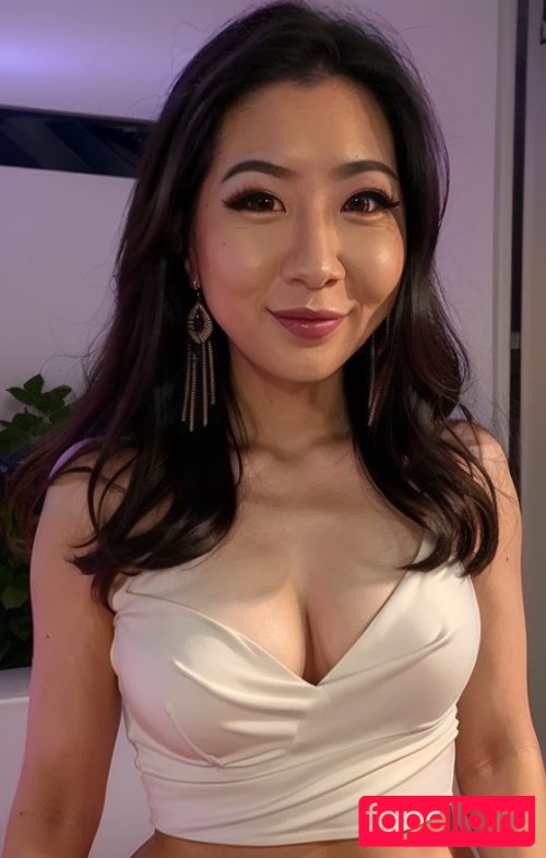 Fuslie Onlyfans Photo Gallery 