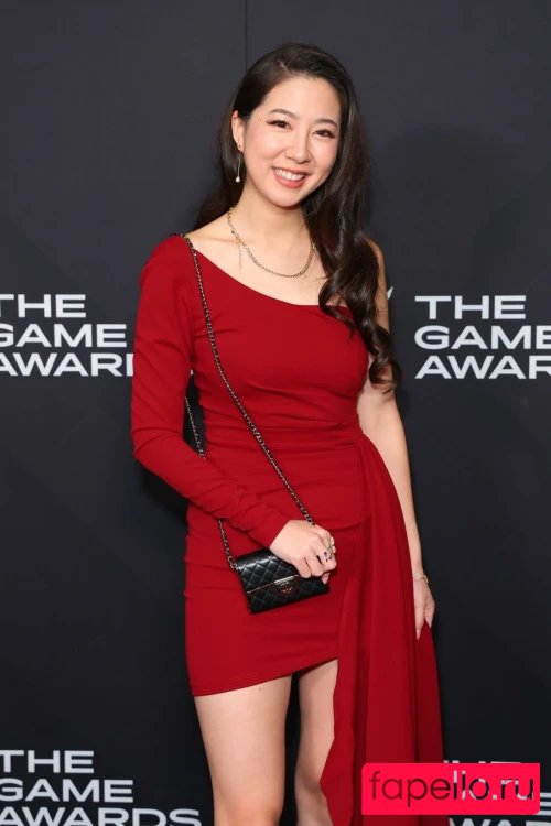 Fuslie Nude Onlyfans Photo 35
