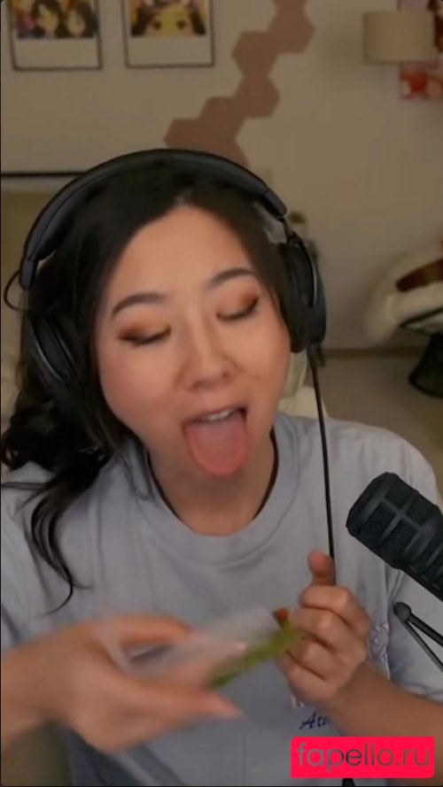 Fuslie Nude Onlyfans Photo 23