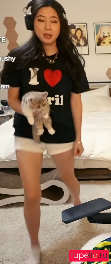 Fuslie Nude Onlyfans Photo 6