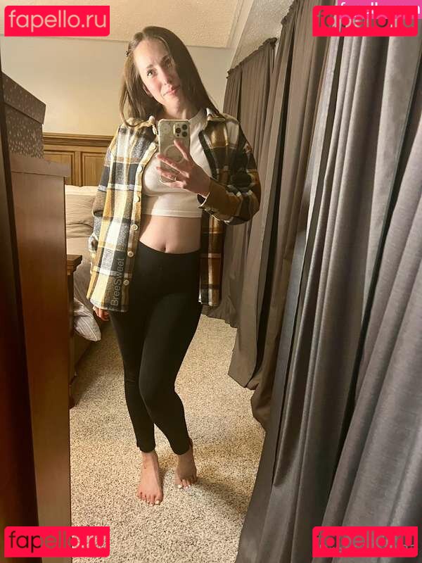 Mariah Phillips / breesweet33 / breesweet333 / mariahphillips Onlyfans Photo Gallery 