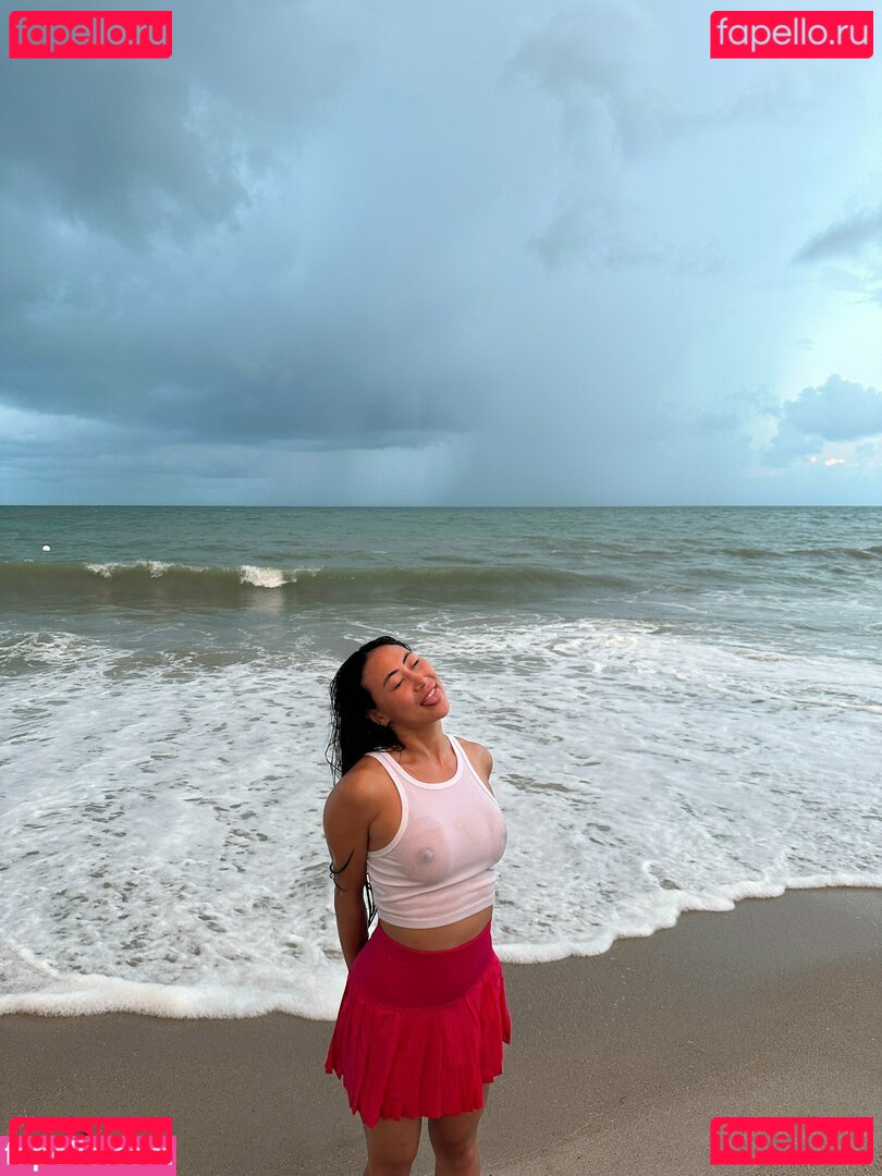 Lizzy Capri / lizzycapri Onlyfans Photo Gallery 