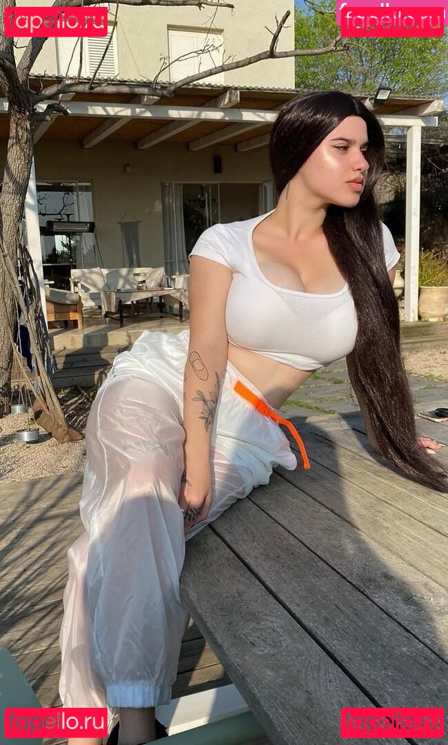 Meshi Roter / meshilily Onlyfans Photo Gallery 