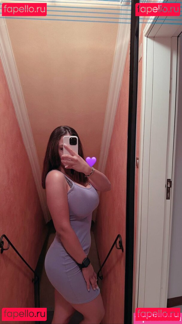 Martina L / happymomdiary / martina.of Onlyfans Photo Gallery 