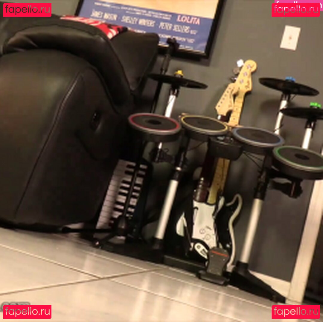 Bailey Paige / BaileyXPaige / starletsiren_