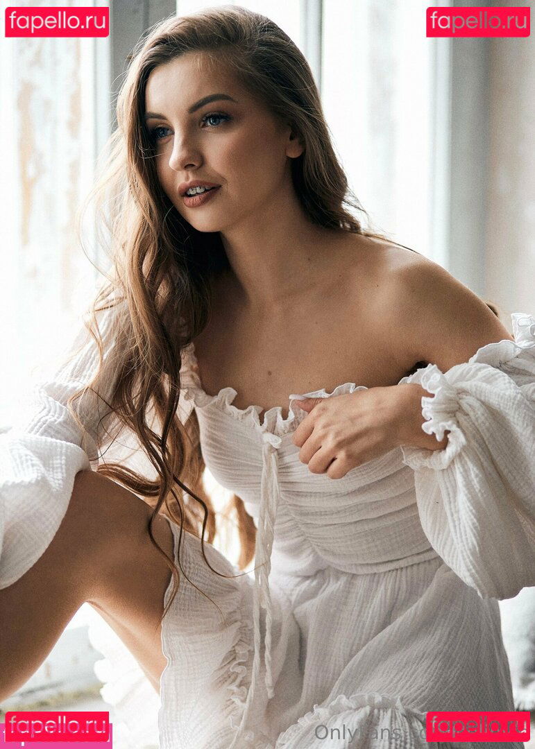 celinvie / hey.celine / reel