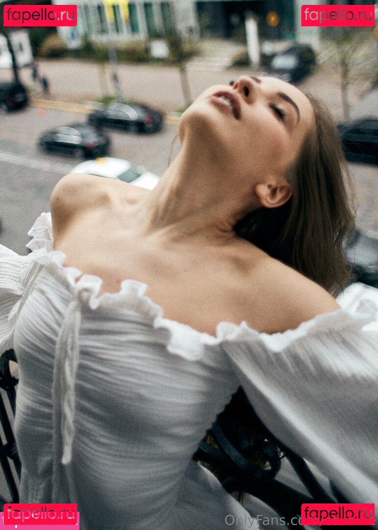 celinvie / hey.celine / reel Onlyfans Photo Gallery 