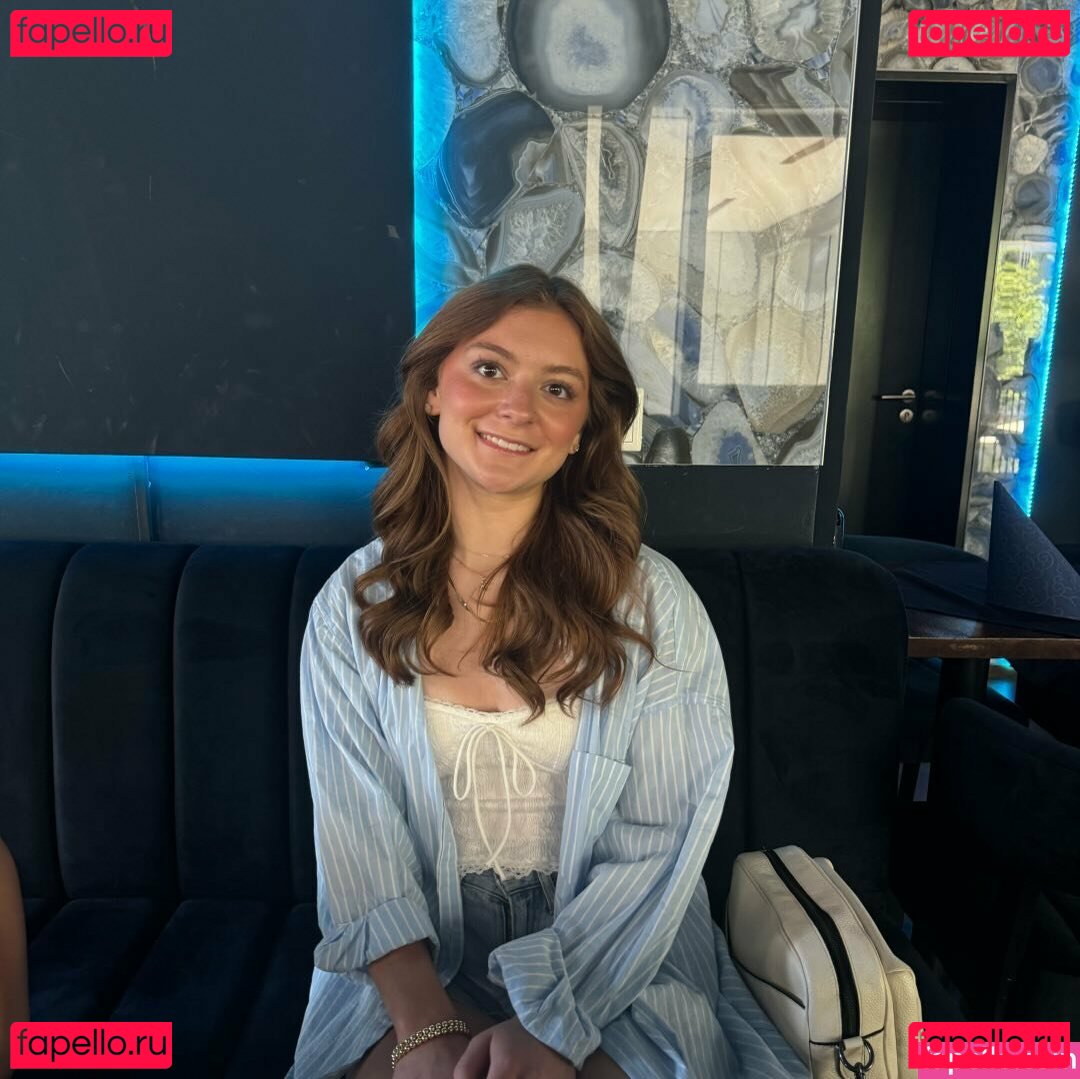 itsmollymoon / mollymoonn2 / mollyxxxmoon