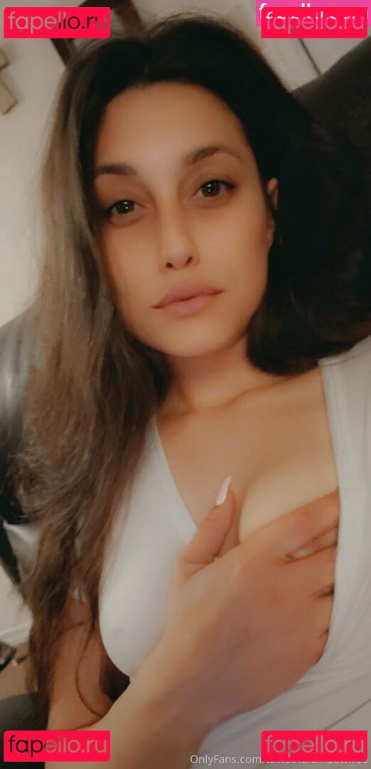 shralp.clothing / tastetherainbowfree Onlyfans Photo Gallery 