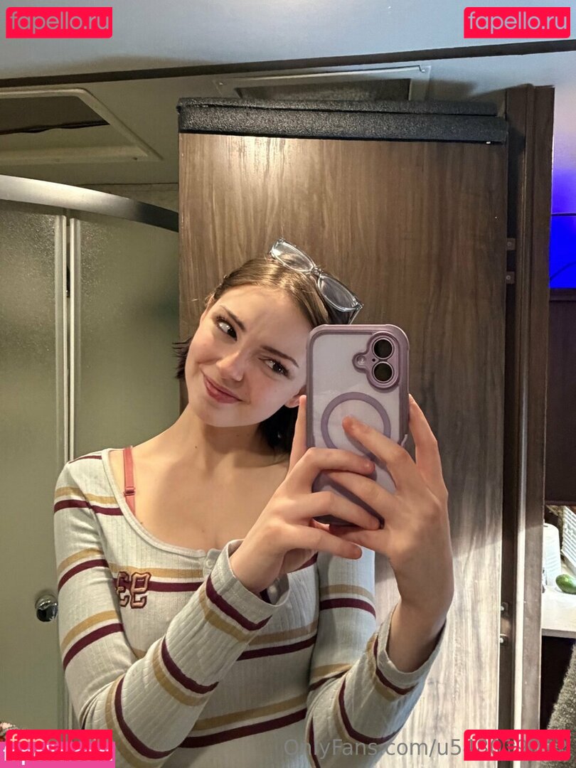 indieellis Onlyfans Photo Gallery 