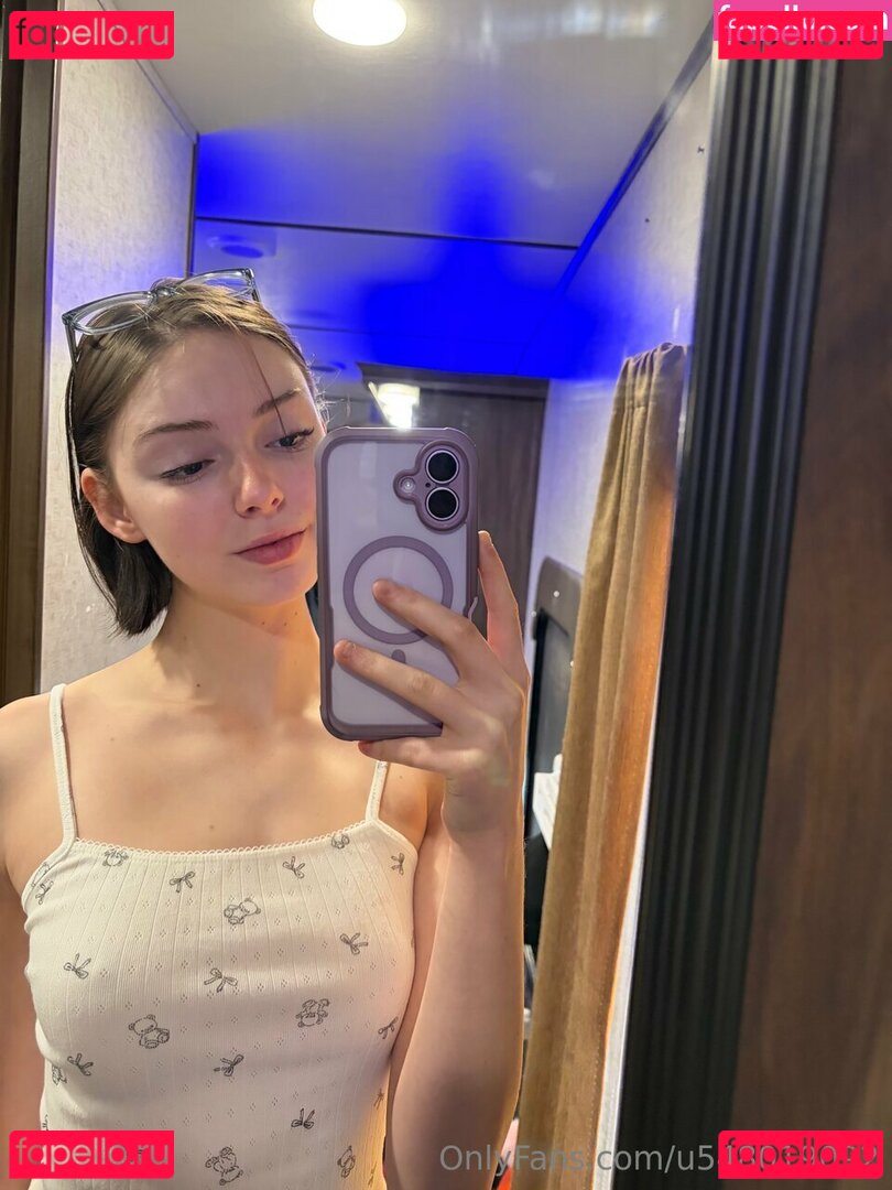 indieellis Onlyfans Photo Gallery 