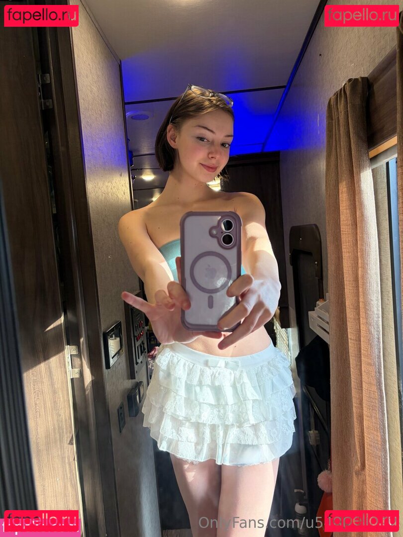 indieellis Onlyfans Photo Gallery 