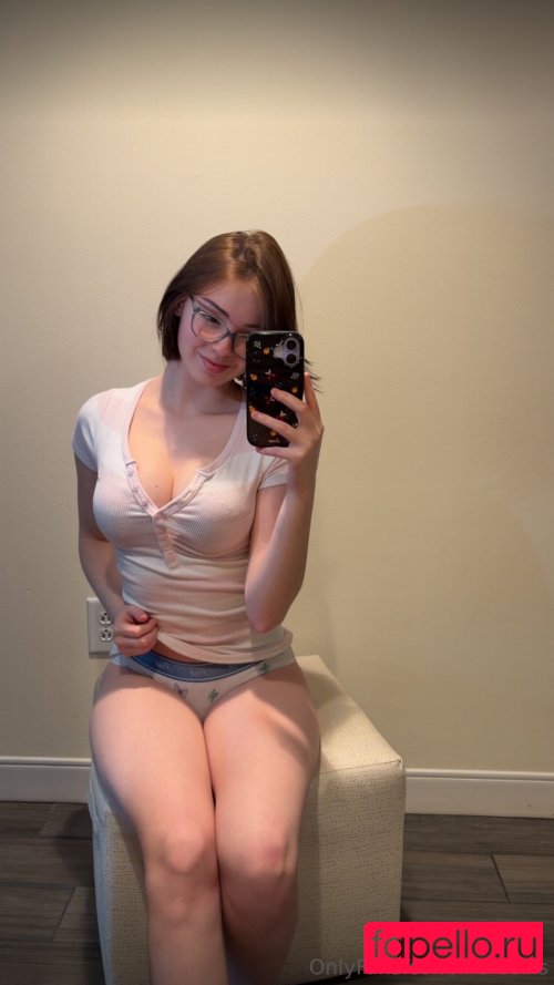 indieellis Nude Onlyfans Photo 5