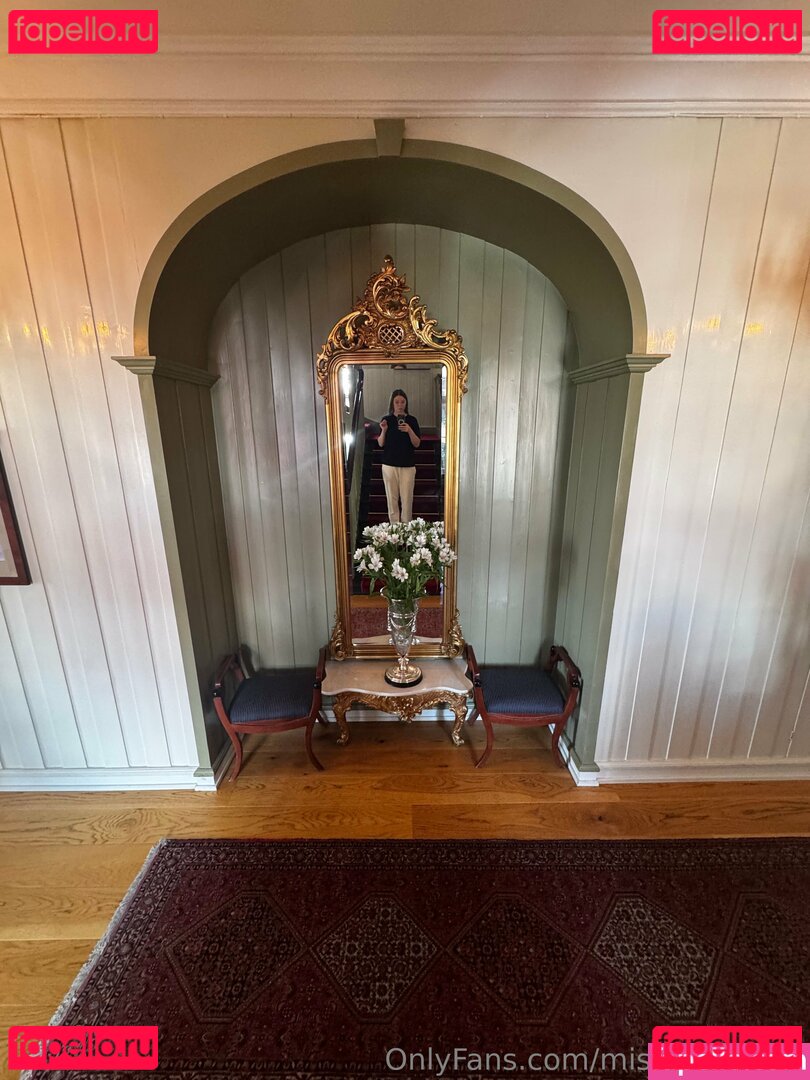 misshotwinter Onlyfans Photo Gallery 