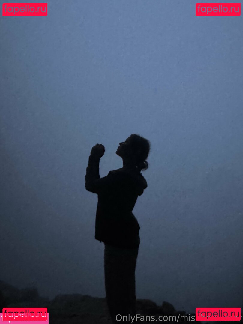 misshotwinter Onlyfans Photo Gallery 