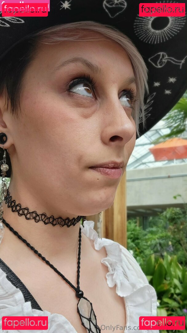 RaineWyrm Onlyfans Photo Gallery 