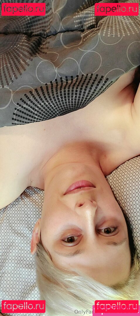 RaineWyrm Onlyfans Photo Gallery 