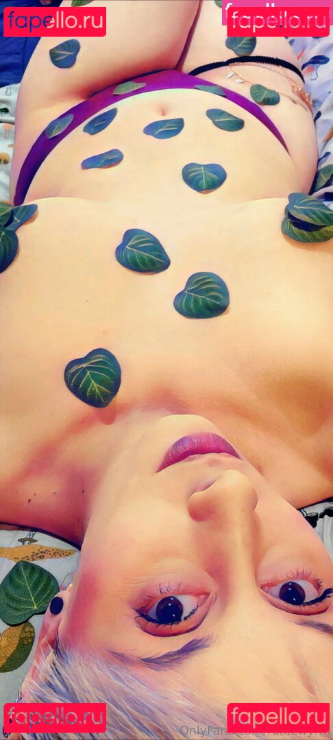 RaineWyrm Onlyfans Photo Gallery 