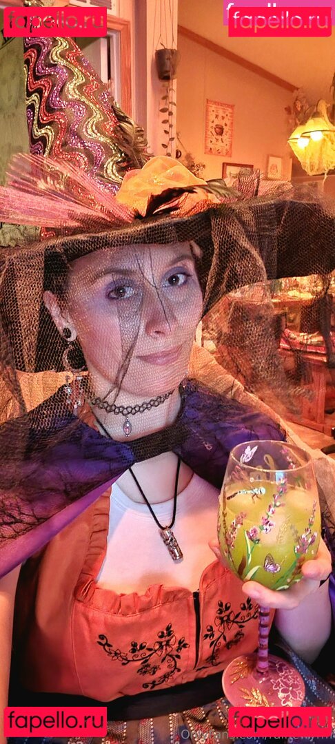 RaineWyrm Onlyfans Photo Gallery 