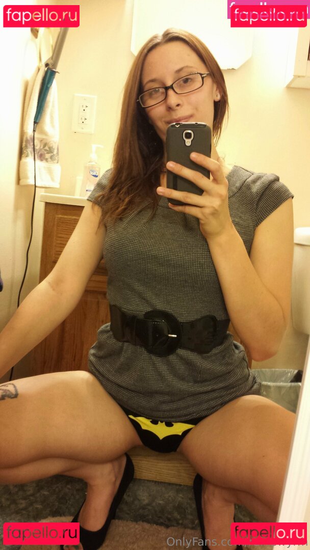 RaineWyrm Onlyfans Photo Gallery 