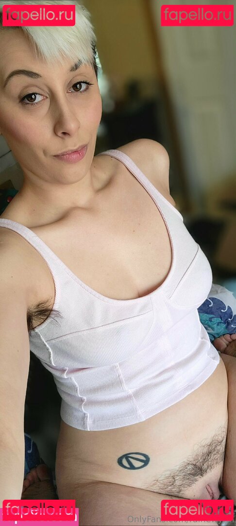 RaineWyrm Onlyfans Photo Gallery 