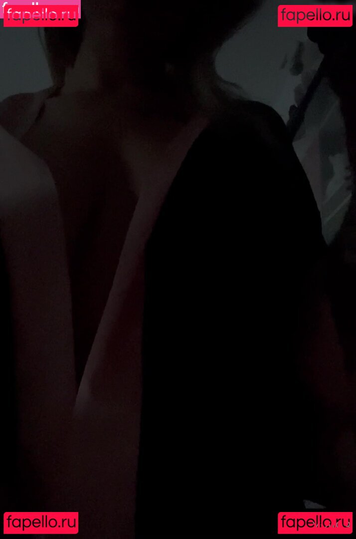 Yvii93 Onlyfans Photo Gallery 