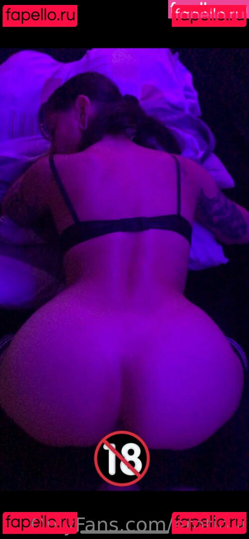 erotiniii / evaniniii Onlyfans Photo Gallery 