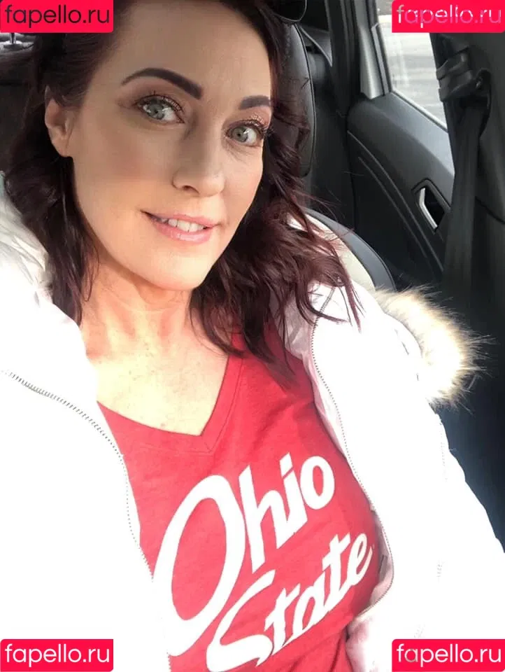 KellyK Onlyfans Photo Gallery 