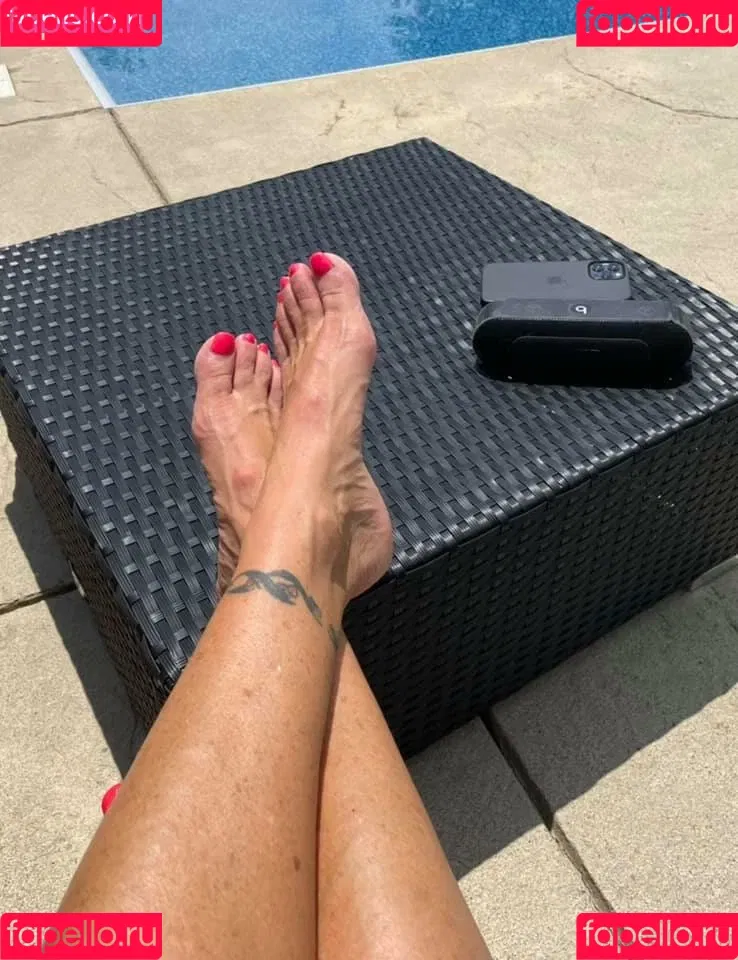 KellyK Onlyfans Photo Gallery 