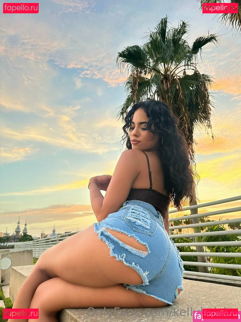 KellyK Onlyfans Photo Gallery 