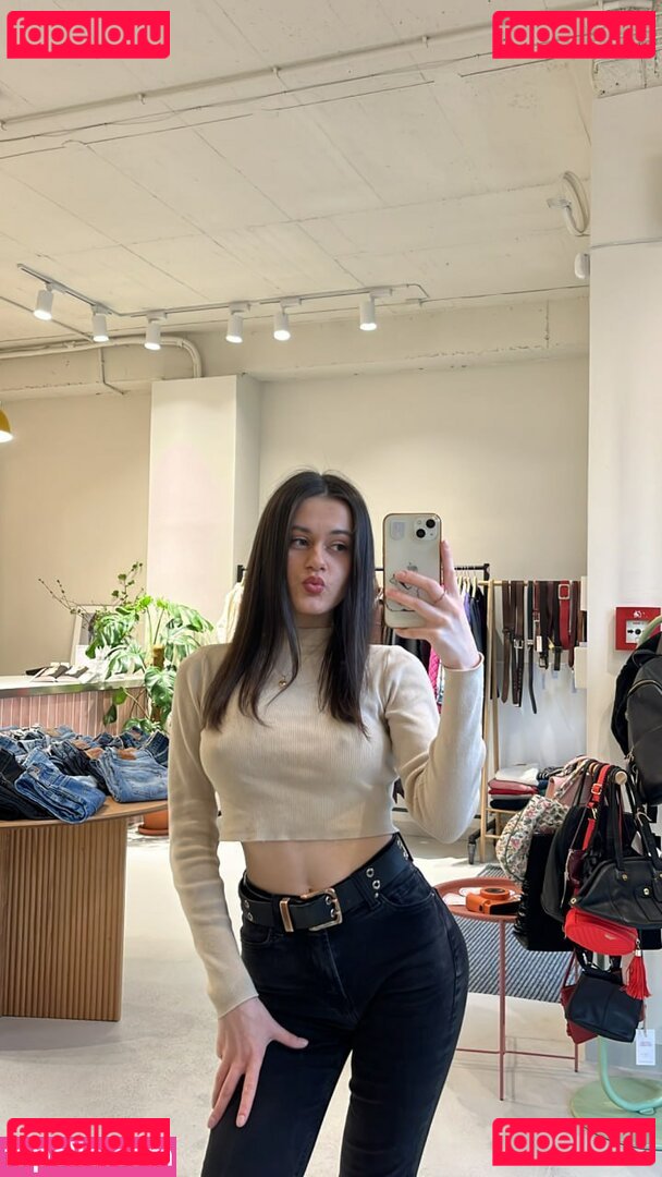 RiAnna69 / lovemeharder99 Onlyfans Photo Gallery 