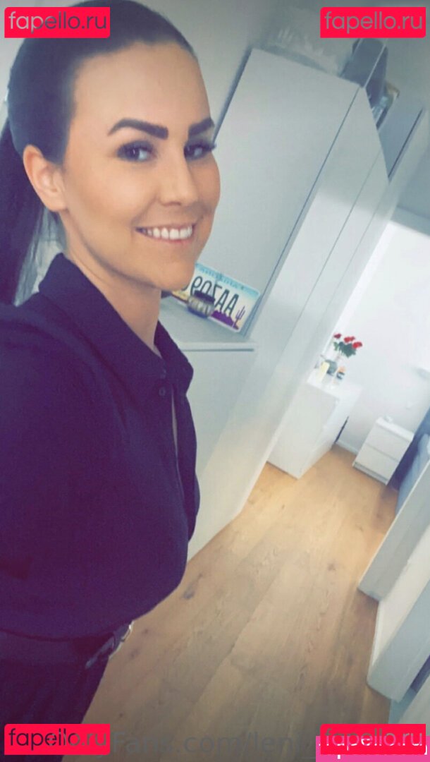 Leni Schäfer / creator / leni_schaefer Onlyfans Photo Gallery 